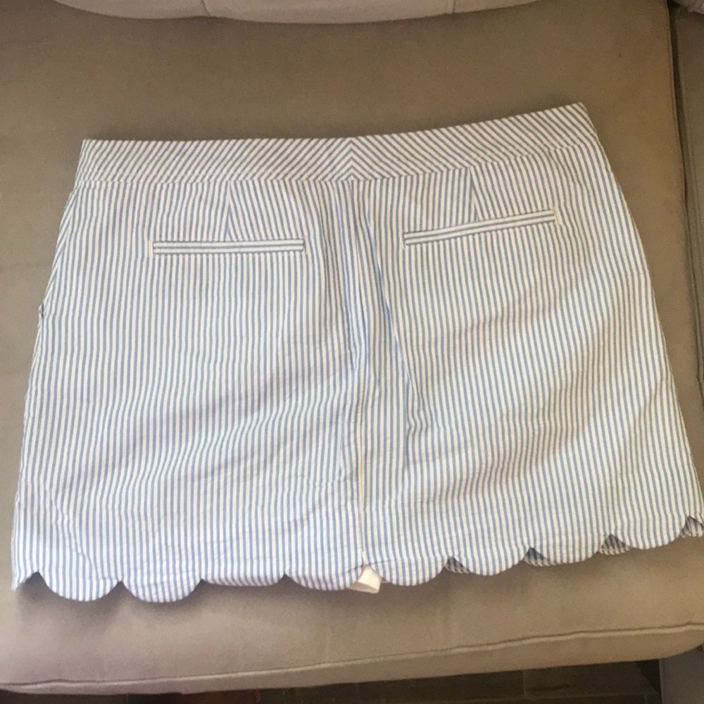 EUC Lilly Pulitzer Colette Skort - Blue Seersucker - Picture 2 of 3